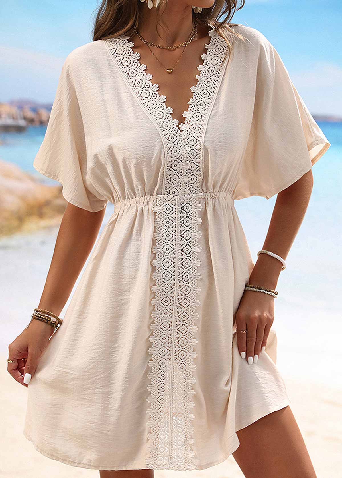 Saída de Praia Decote V com Renda e Cintura Marcada